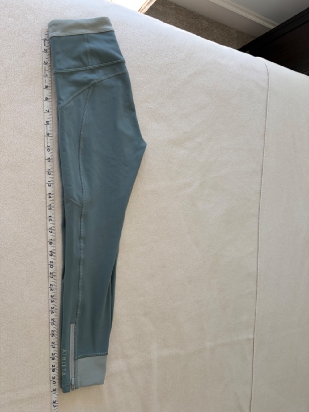 High Rise leggings - Picture 8 of 10